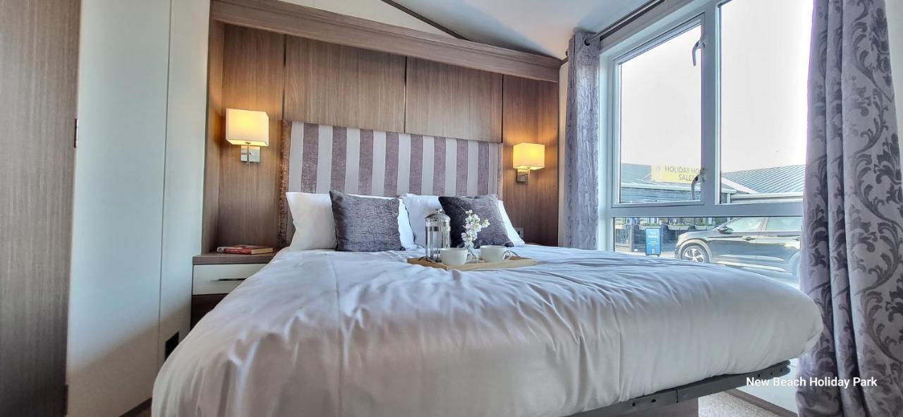 13 The Meadows New Beach Holiday Park Apartment ดิมเชิร์ช ภายนอก รูปภาพ