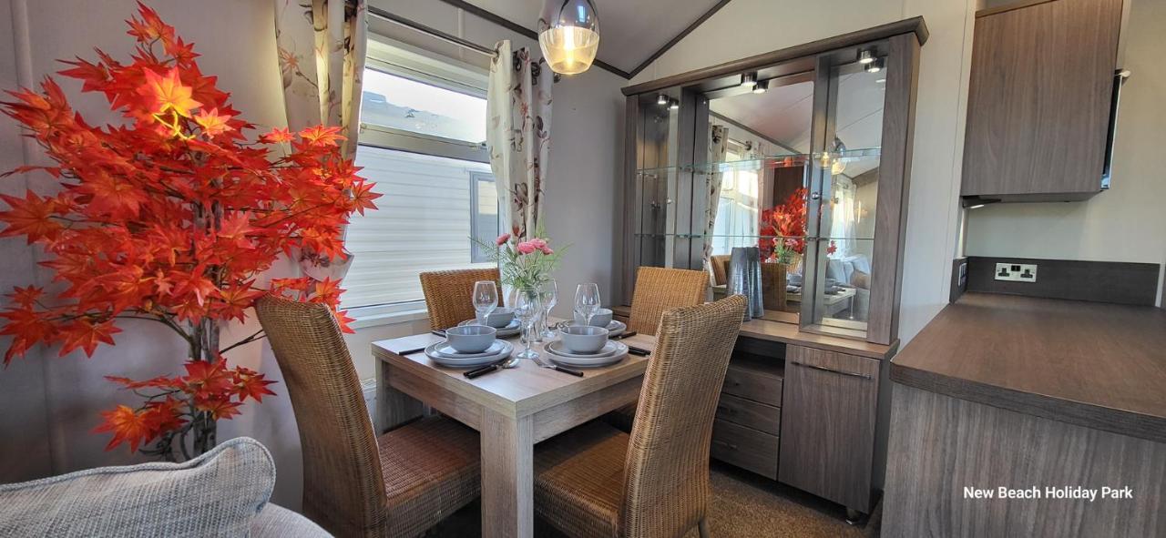 13 The Meadows New Beach Holiday Park Apartment ดิมเชิร์ช ภายนอก รูปภาพ